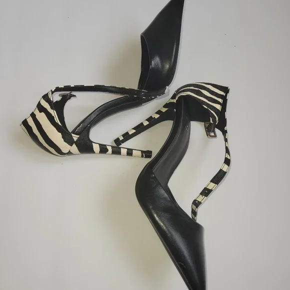 Zebra pattern strap pointed heels - Picture 2 of 3